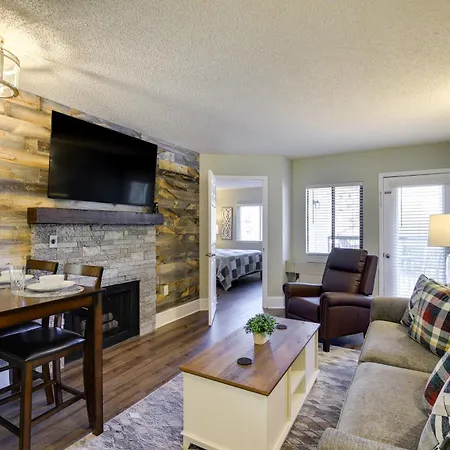 Gatlinburg Condo With Smoky Mtn Views Walk To Dwtn!